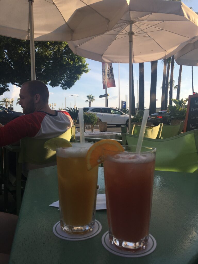 Drinks i Cannes på den franske riviera