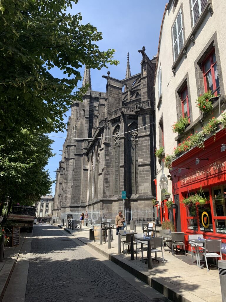 ferie i Clermont Ferrand Frankrig