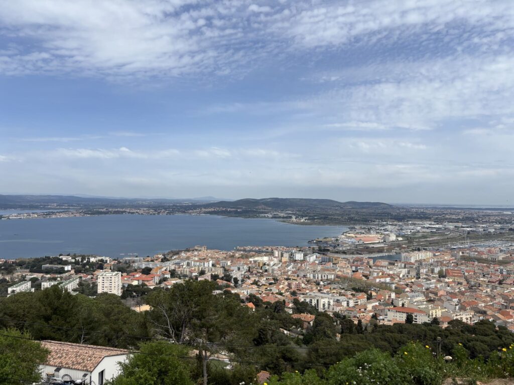 panoramaudsigt udover sète