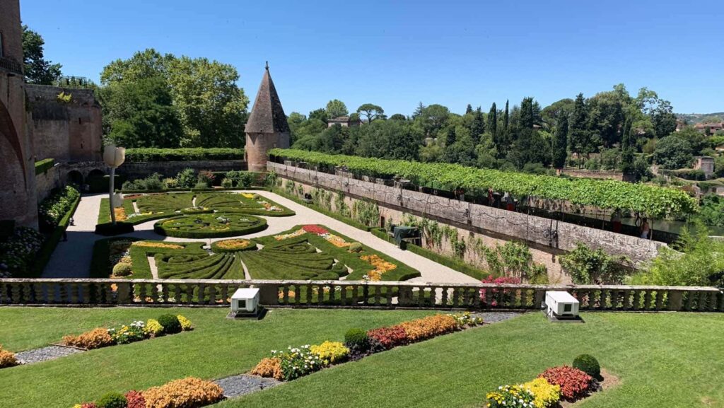 JARDIN DU PALAIS DE LA BERBIE Albi